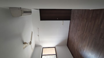 Furnished Amenities in 1.5 BHK Apartment at Lodha Palava City Lakeshore Greens, Dombivli East – for Sale