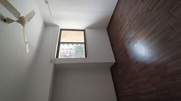 Furnished Amenities in 1.5 BHK Apartment at Lodha Palava City Lakeshore Greens, Dombivli East – for Sale