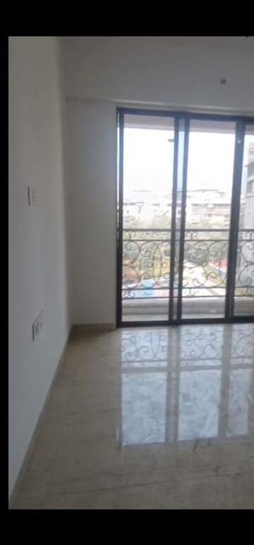 Room in 2 BHK Apartment at Raj Akshay, Mira Road – for Sale