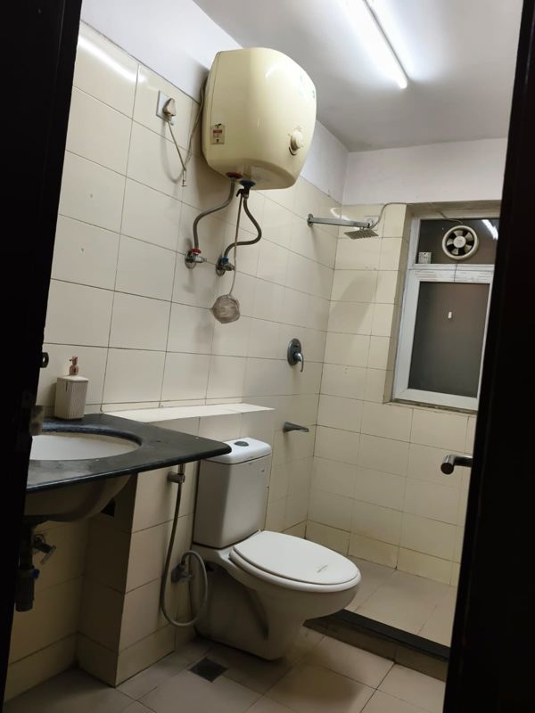 3 BHK + Study Room Apartment For Rent in BPTP Park Grandeura