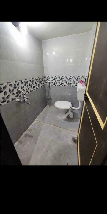 Master Bedroom in 2 BHK Apartment at Rashmi Pantnagar Snehdeep CHS, Ghatkopar East – for Rent