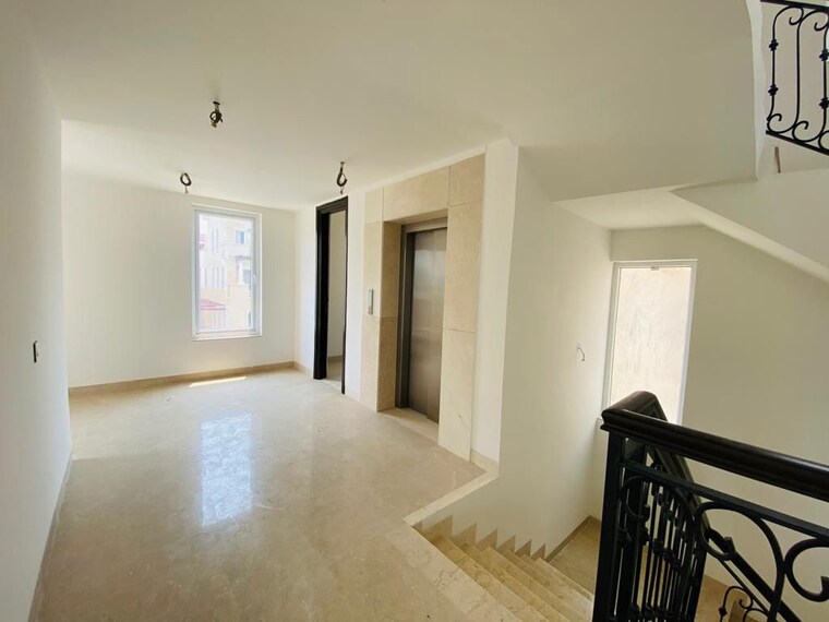 Room, emaar-marbella 5 Bedroom 8120 Sq.Ft. Villa In Sector 66 Gurgaon 10036812