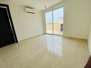 Room in 5 BHK Villa at Emaar Marbella, Sector 66 – for Rent