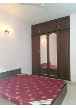 3 BHK + Pooja Room Builder Floor For Rent in Sector 46
