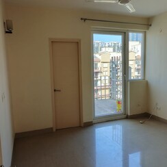 3.5 BHK + Servant Room Apartment For Rent in Emaar Emerald Floors Premier