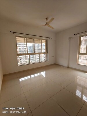 Room in 3 BHK Apartment at Kolte Patil Western Avenue, Wakad – for Rent