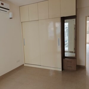 4 BHK Apartment For Rent in Emaar Emerald Floors Premier, Sector 65