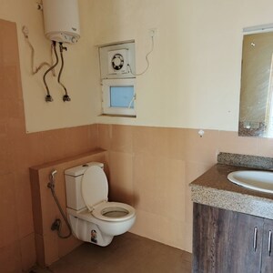 Bathroom in 4 BHK Apartment at Emaar Emerald Floors Premier, Sector 65 – for Rent