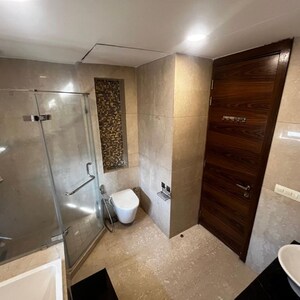 Bathroom in 3 BHK Apartment at M3M Latitude, Sector 65 – for Sale