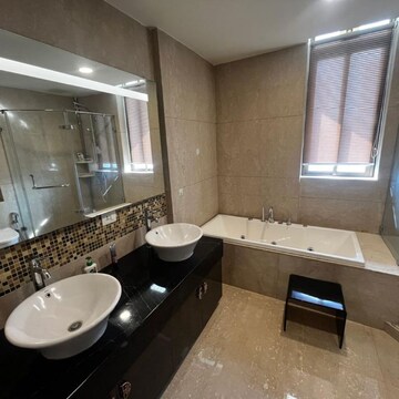 Bathroom in 3 BHK Apartment at M3M Latitude, Sector 65 – for Sale