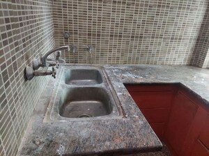 Parking in 2 BHK Builder Floor at Indira Nagar – for Rent