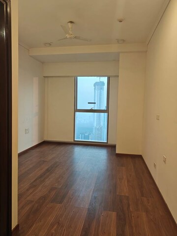 Room in 3 BHK Apartment at Bombay Realty Island city center ICC, Wadala – for Sale