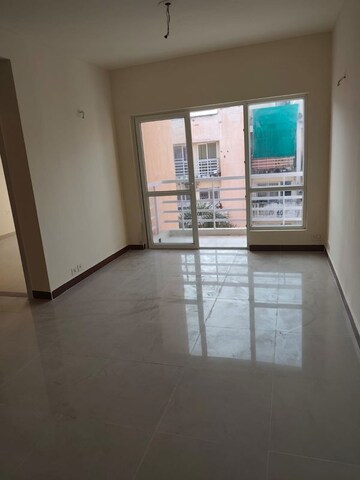 Room in 2 BHK Apartment at Bptp Park Floors I, Sector 77 – for Sale