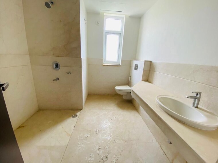 Bathroom, sector 66 5 Bedroom 6500 Sq.Ft. Villa In Sector 66 Gurgaon 10036885