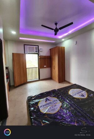 Bedroom in 1 RK Builder Floor at Gail CGHS, Sector 56 – for Rent