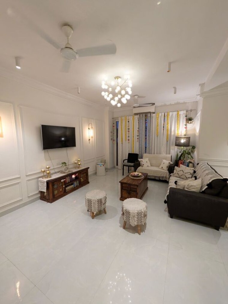 Living Room, dlf-regency-park-i 3 Bedroom 1500 Sq.Ft. Apartment In Dlf Phase iv Gurgaon 10036900