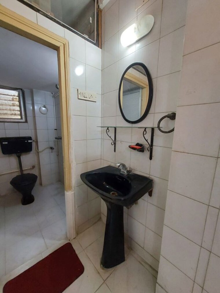 Bathroom, sahar 2 Bedroom 700 Sq.Ft. Apartment In Sahar Mumbai 10036862