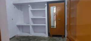 Room in 2 BHK Independent House at Gomti Nagar – for Rent