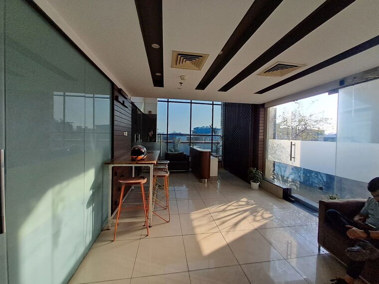 undefined, sector 63 Commercial Office Space 3500 Sq.Ft. In Sector 63 Noida 10036870