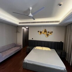 4 BHK + Pooja Room,Servant Room Apartment For Sale in M3M Latitude
