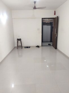 2 BHK Apartment For Rent in Lokhandwala Octacrest