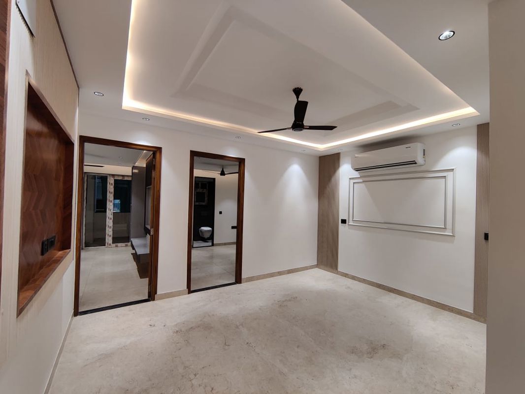 4 BHK + Pooja Room Builder Floor For Rent in Green Fields Colony