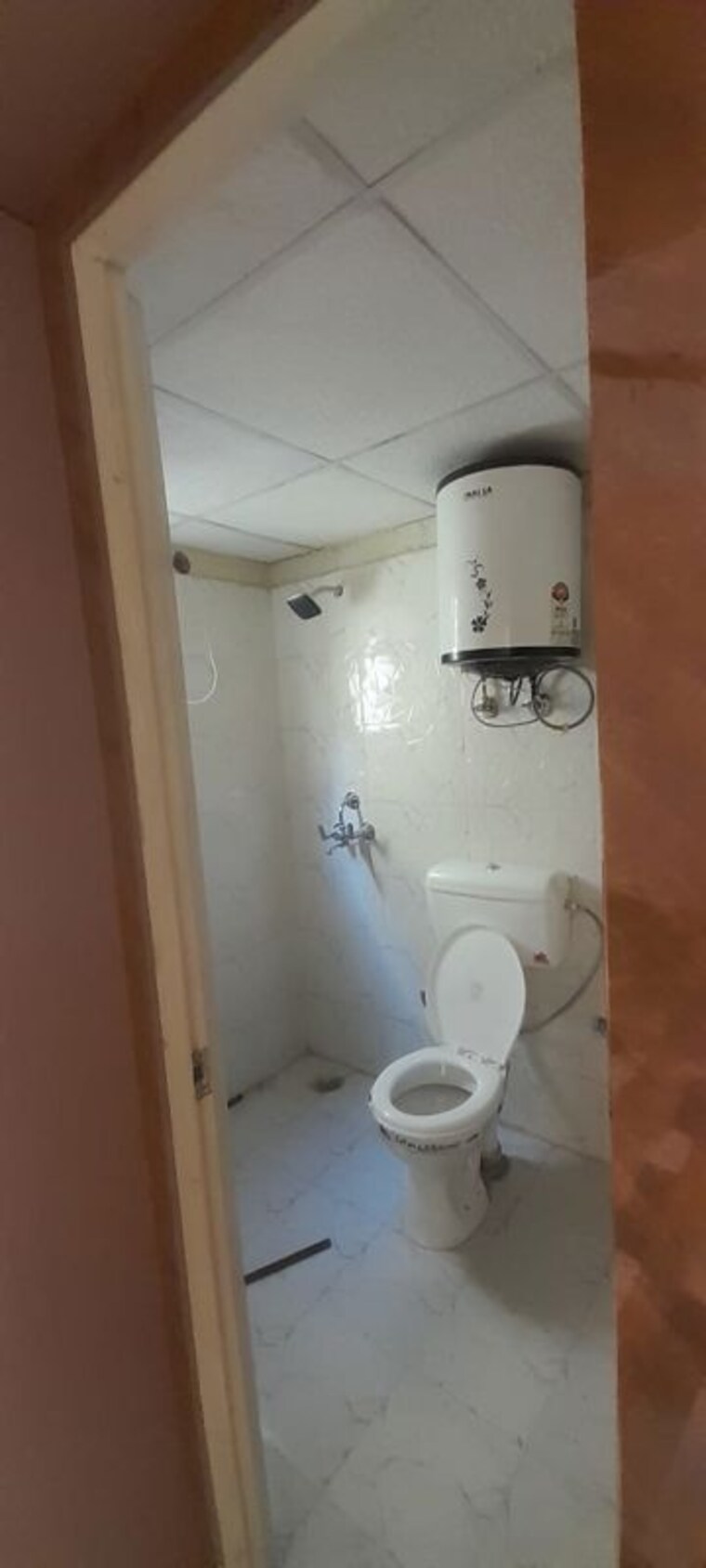 Bathroom, signature-global-the-millennia 2 Bedroom 1050 Sq.Ft. Apartment In Sector 37d Gurgaon 10037061