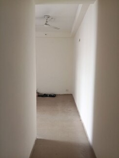 3 BHK Apartment For Rent in Mahagun Mywoods