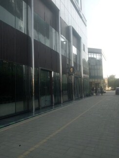 Retail Shop For Sale in M3M IFC