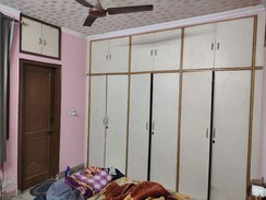 1 BHK + Extra Room Builder Floor For Rent in West Patel Nagar