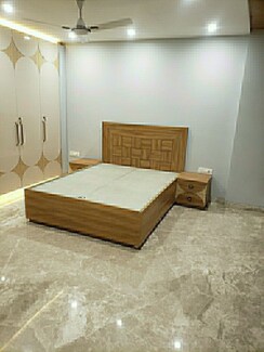 3 BHK Builder Floor For Rent in Tilak Nagar