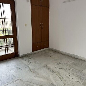 Room in 3 BHK Apartment at ATS Green Village, Sector 93a – for Rent