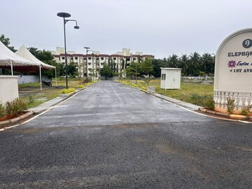  Plot For Sale in Perungalathur