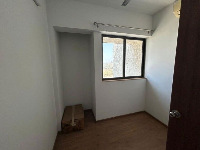 Room, lodha-palava-city 2.5 Bedroom 909 Sq.Ft. Apartment In Dombivli East Thane 10037435