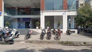 Parking in  Showroom at Shastri Nagar – for Rent