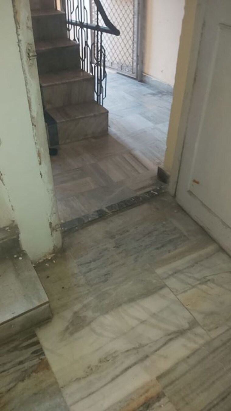 Balcony, mayur vihar 2.5 Bedroom 650 Sq.Ft. Builder Floor In Mayur Vihar Delhi 10037574