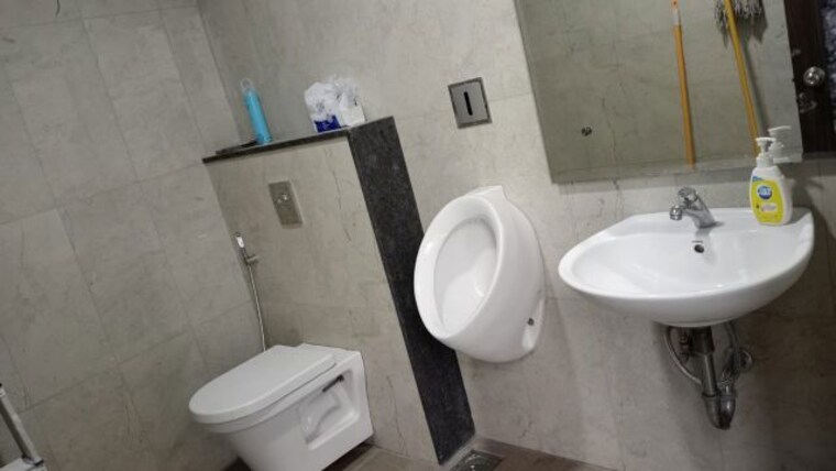 Washroom, baner Commercial Office Space 1954 Sq.Ft. In Baner Pune 10037611