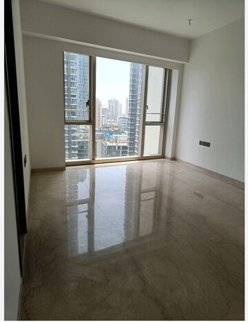 Room in 3 BHK Apartment at Lodha Allura, Worli – for Rent