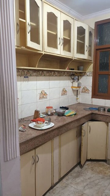 Kitchen in 2.5 BHK Builder Floor at Mayur Vihar – for Rent