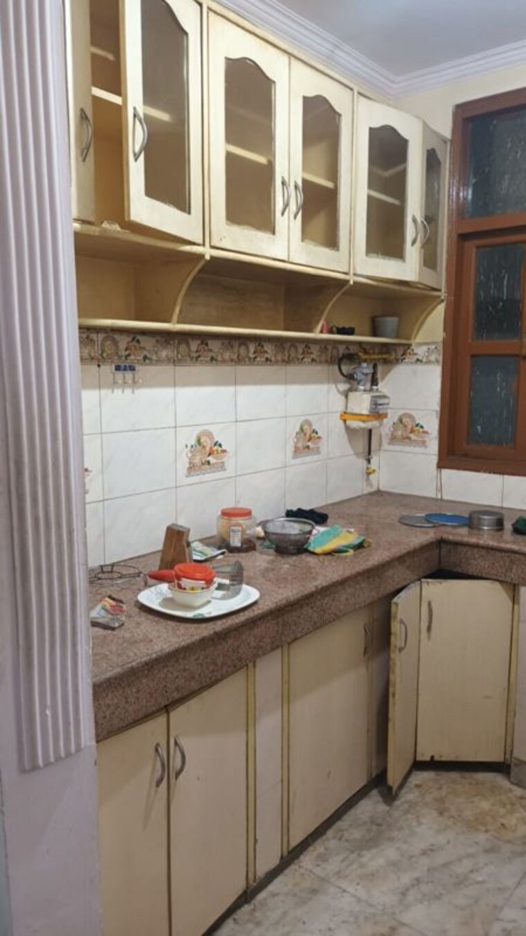 Kitchen, mayur vihar 2.5 Bedroom 700 Sq.Ft. Builder Floor In Mayur Vihar Delhi 10037628