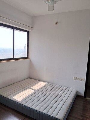 Room in 4 BHK Apartment at Lodha Palava City, Dombivli East – for Rent