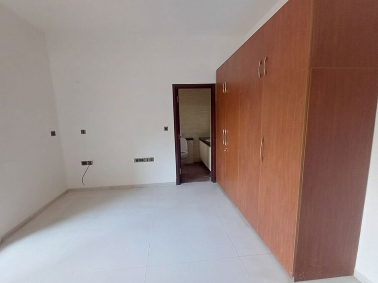 Room, sobha-international-city-phase-1 4 Bedroom 270 Sq.Yd. Villa In Sector 109 Gurgaon 10037665