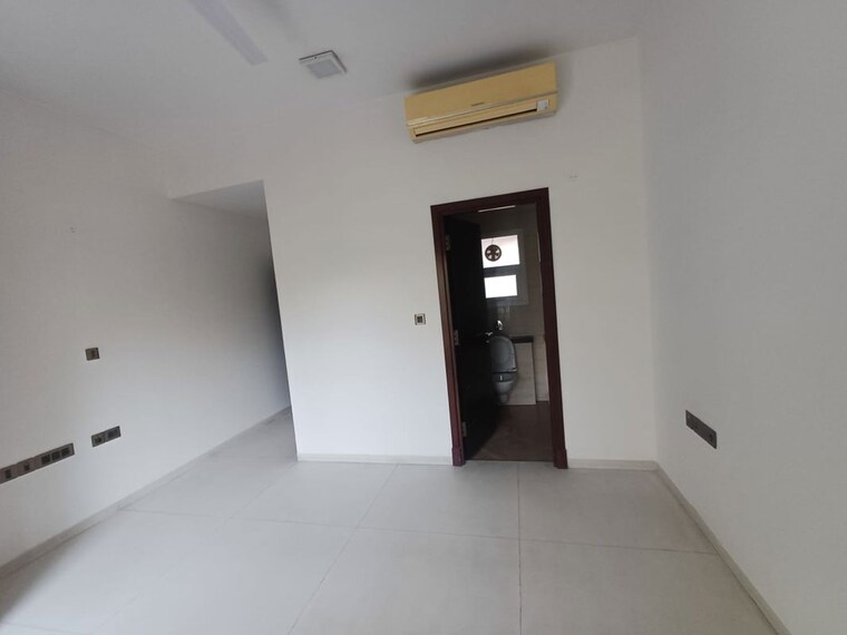 Room, sobha-international-city-phase-1 4 Bedroom 270 Sq.Yd. Villa In Sector 109 Gurgaon 10037665