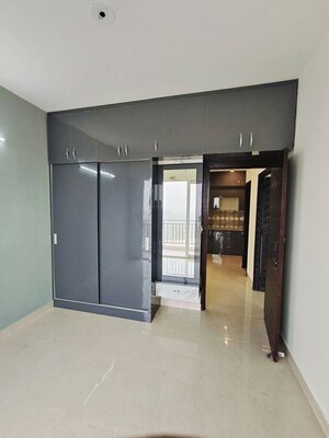 Room in 2 BHK Apartment at Signature Global Proxima Phase 2, Sector 89 – for Rent