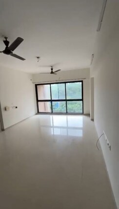 2 BHK Apartment For Rent in Kanakia Rainforest