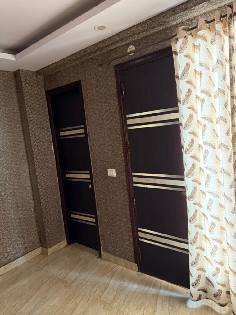 Kitchen, sector 45 3 Bedroom 200 Sq.Yd. Builder Floor In Sector 45 Gurgaon 10037713