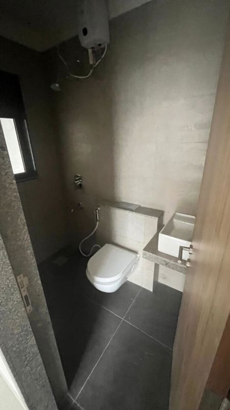 Bathroom, birla-vanya 3 Bedroom 1200 Sq.Ft. Apartment In Kalyan West Thane 10037567