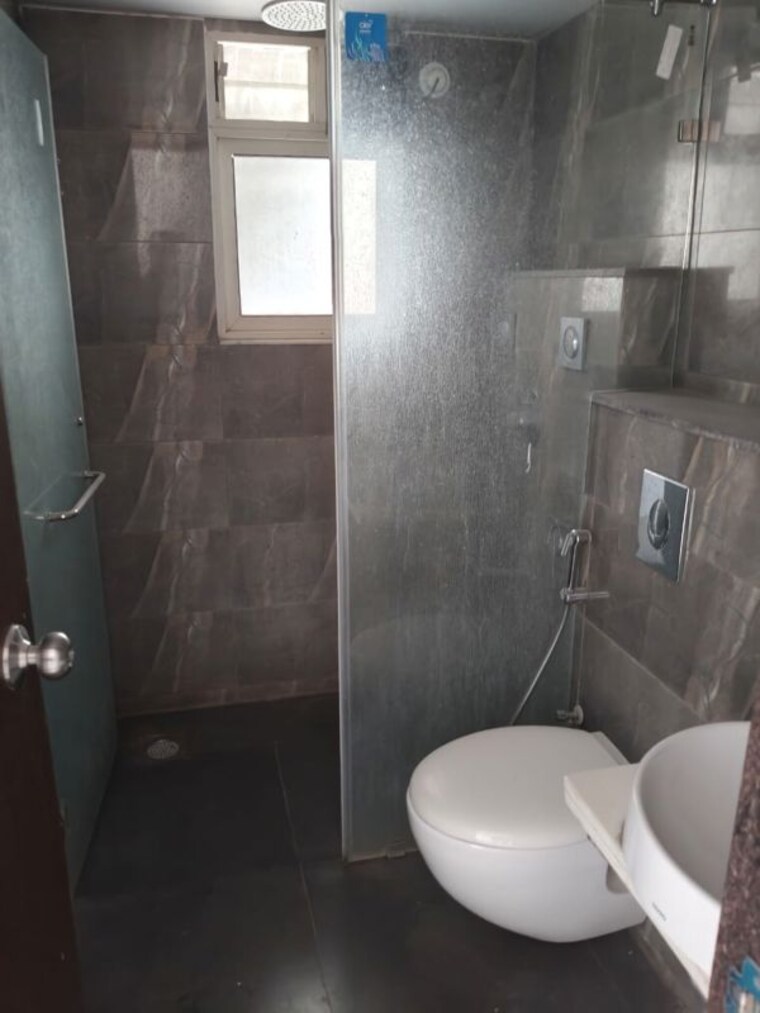 Bathroom, pharande-puneville 2 Bedroom 1000 Sq.Ft. Apartment In Punawale Pune 10037697