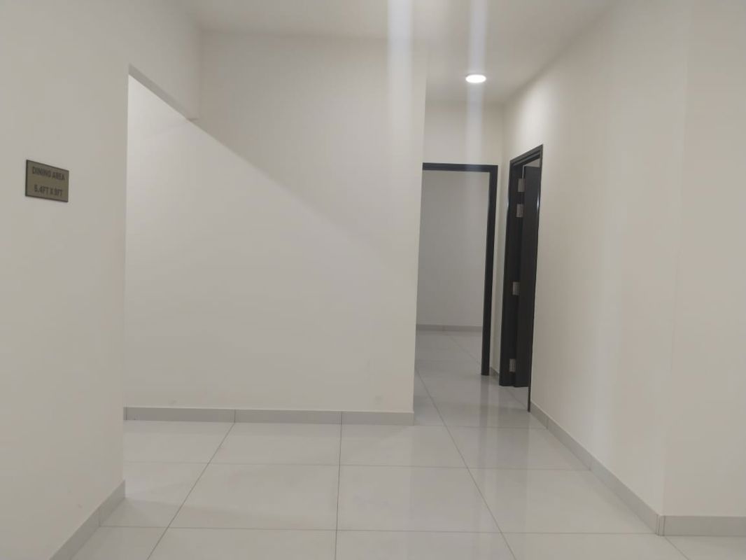 2 BHK Apartment For Sale in Triaa Elysia