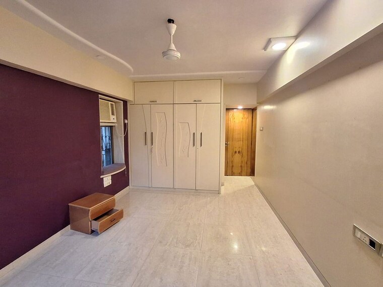 Bedroom, khar west 3 Bedroom 1100 Sq.Ft. Apartment In Khar West Mumbai 10038006